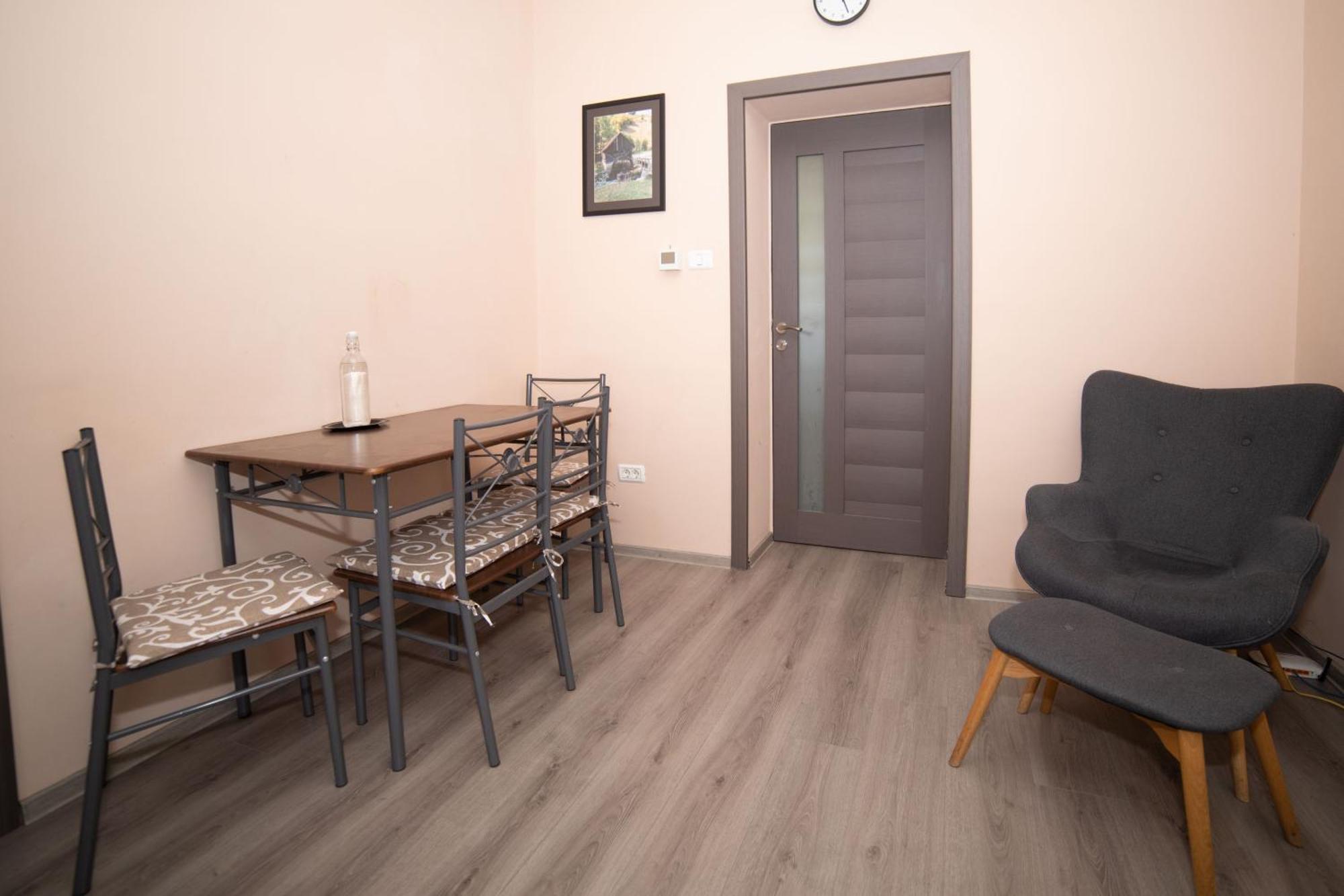 Milan House Apartment Arad Exterior photo